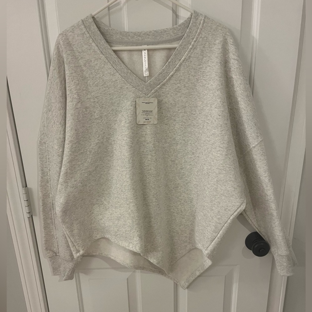 Fabletics Forever Fleece Asymmetrical Sweatshirt- Soft Gray Heather/Gravity Gray
